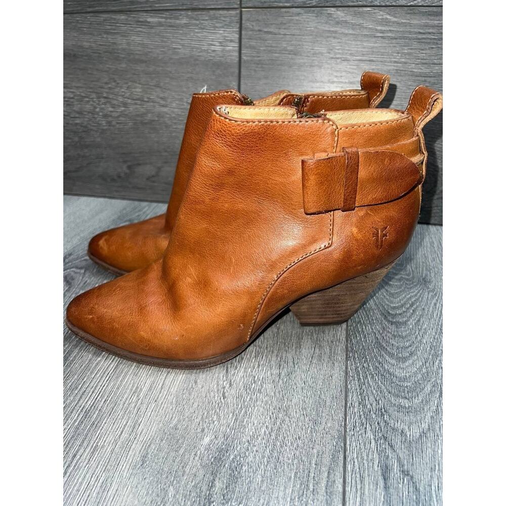 Frye Women's Carmel Full Grain Leather Zip Short Boots Y2K cognac Size 7 S000142 - Picture 3 of 11